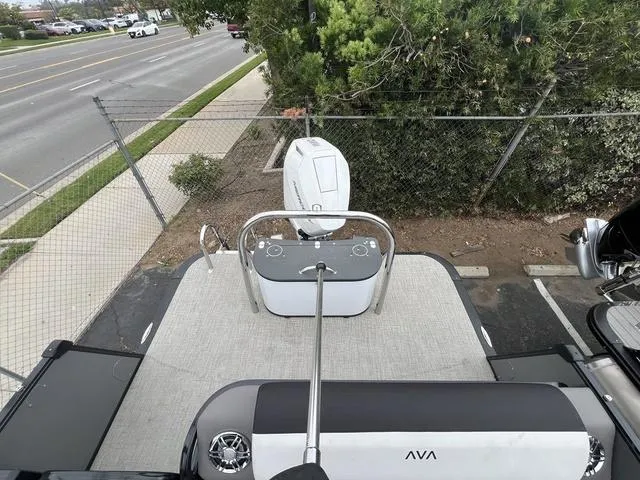 Slide: The Image of Avalon Catalina Versatile Rear Lounger 25 FT 2025 - 11