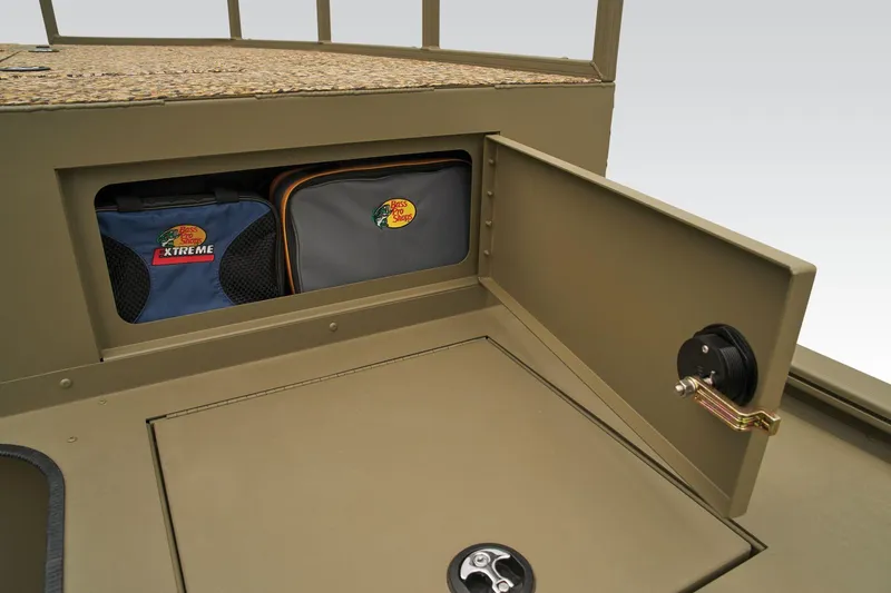Slide: The Image of Tracker Grizzly 2072 CC Sportsman Kicker 2024 - 40