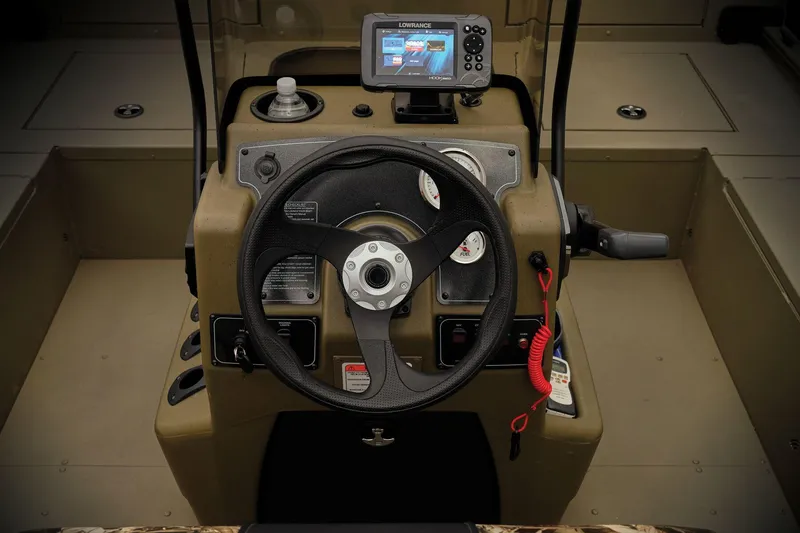Slide: The Image of Tracker Grizzly 2072 CC Sportsman Kicker 2024 - 50