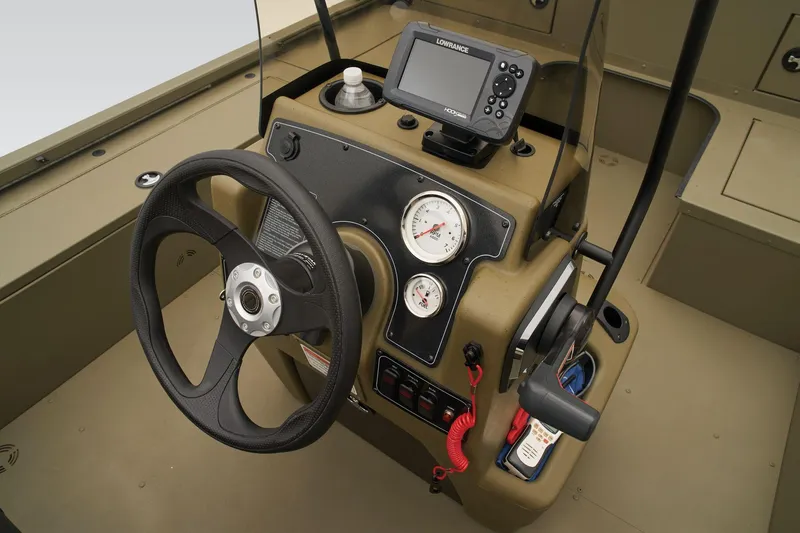 Slide: The Image of Tracker Grizzly 2072 CC Sportsman Kicker 2024 - 53