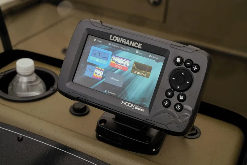 Slide: The Image of Tracker Grizzly 2072 CC Sportsman Kicker 2024 - 54