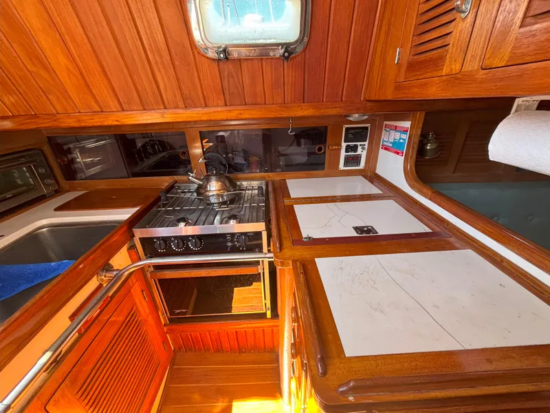 Slide: The Image of Cabo Rico 38 Cutter 1990 - 17