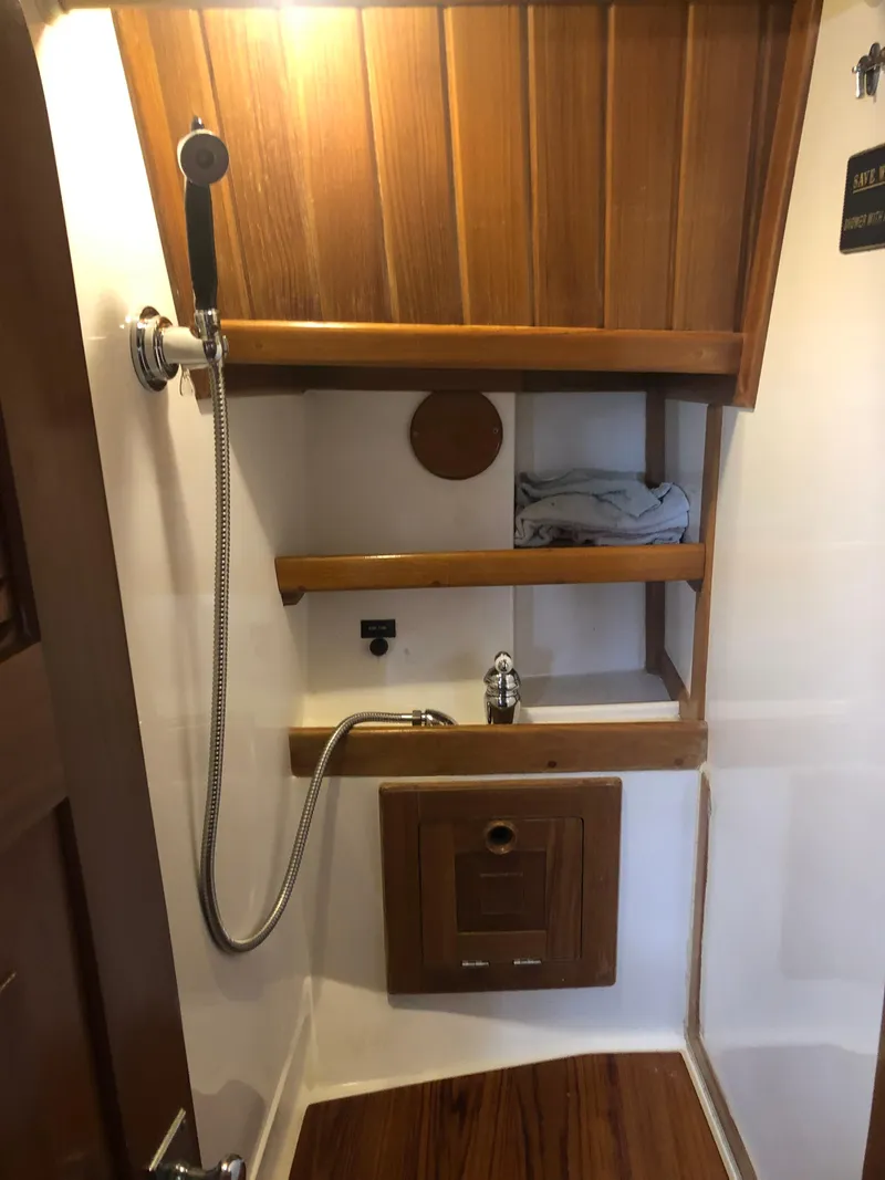 Slide: The Image of Cabo Rico 38 Cutter 1990 - 26