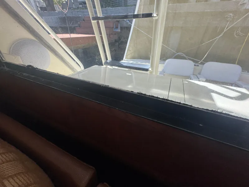 Slide: The Image of Viking 35 1990 - 111