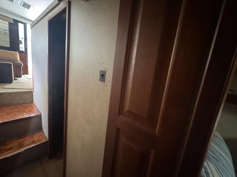 Slide: The Image of Viking 35 1990 - 121