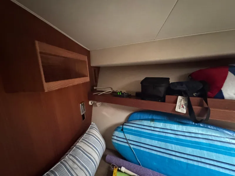 Slide: The Image of Viking 35 1990 - 129