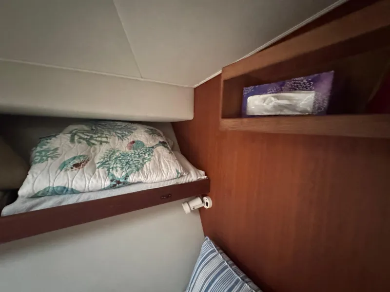 Slide: The Image of Viking 35 1990 - 131