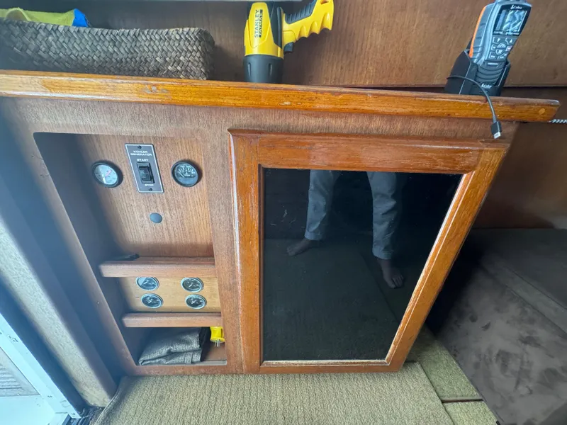 Slide: The Image of Viking 35 1990 - 84