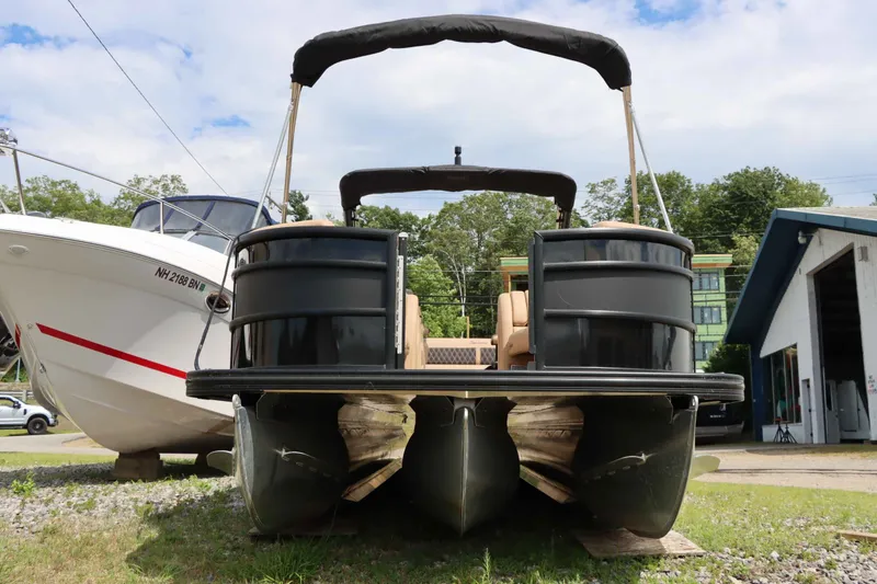 Slide: The Image of Barletta Lusso 25UCA 2023 - 5