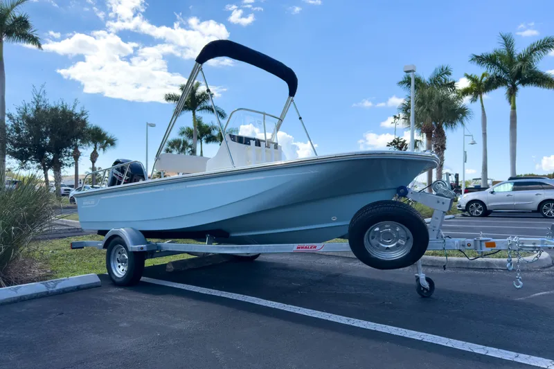 Slide: The Image of Boston Whaler 150 Montauk 2026 - 0