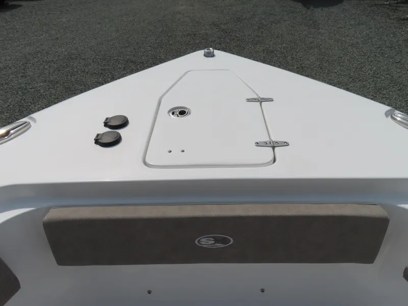 Slide: The Image of Bow of 2025 Sea Hunt Gamefish 25 boat with storage hatch and fittings. - 15