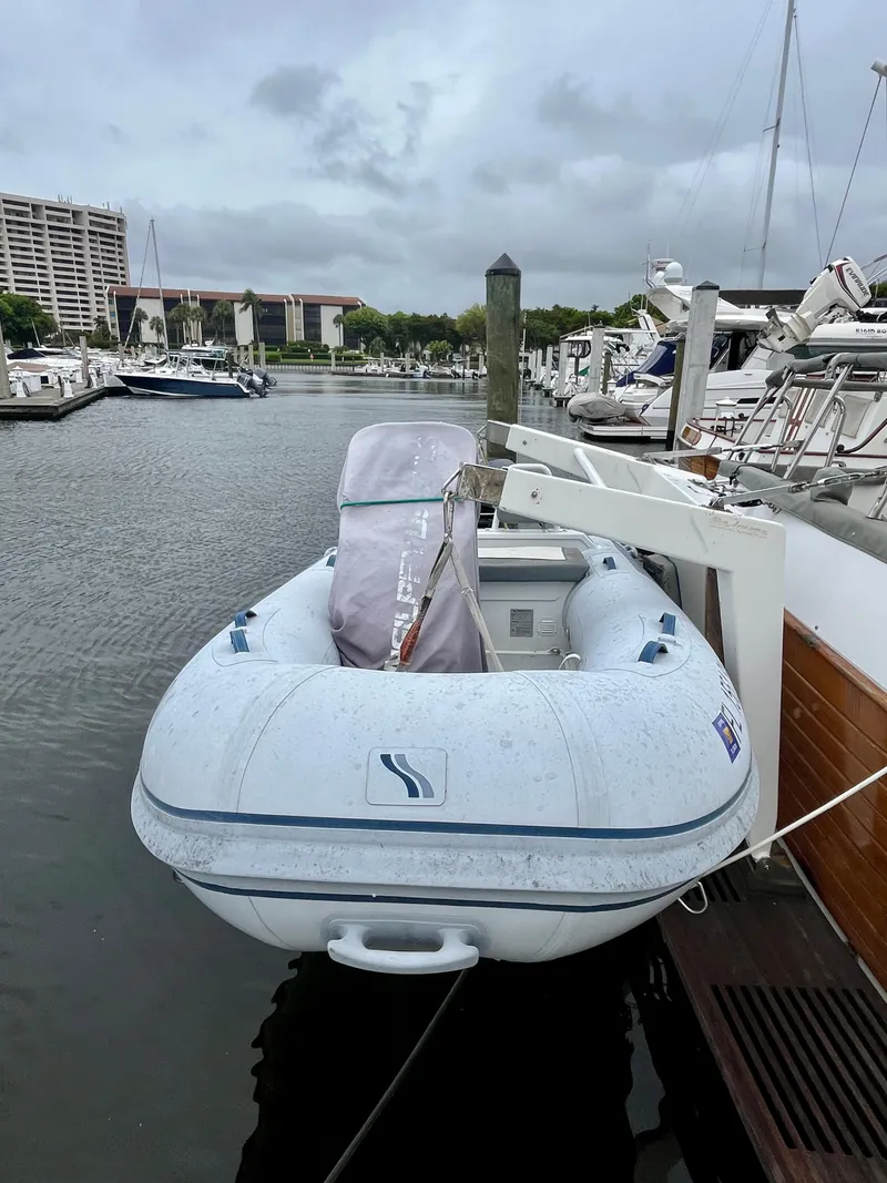 Slide: The Image of Grand Banks 49 Classic 1997 - 58