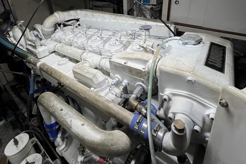 Slide: The Image of Grand Banks 49 Classic 1997 - 60