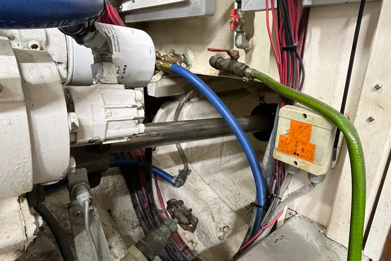 Slide: The Image of Grand Banks 49 Classic 1997 - 62