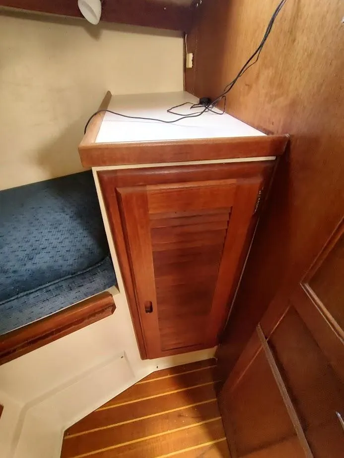 Slide: The Image of Catalina 34 1987 - 50