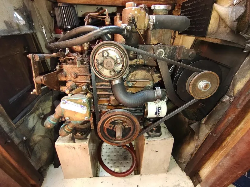 Slide: The Image of Catalina 34 1987 - 66