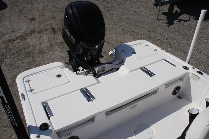 Slide: The Image of 2025 Sea Fox 251 Bay Fox boat with Yamaha outboard motor, rear deck view. - 8
