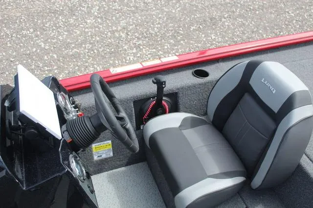 Slide: The Image of Lund 1775 Lund Renegade SS 2022 - 18