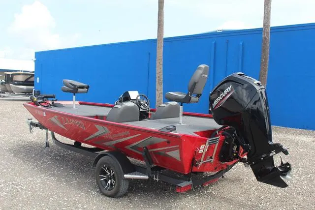 Slide: The Image of Lund 1775 Lund Renegade SS 2022 - 6