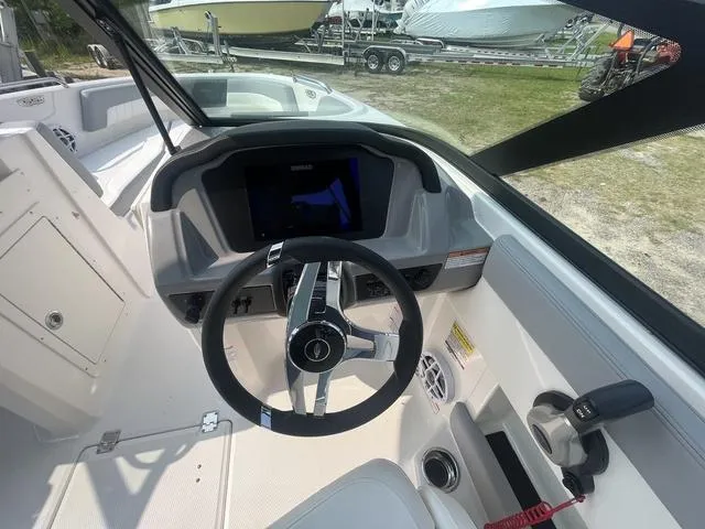 Slide: The Image of Chaparral 21 SSi OB 2025 - 10