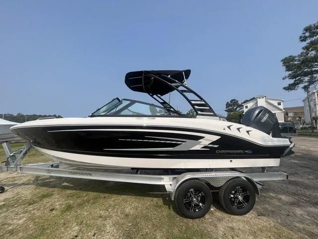 Slide: The Image of Chaparral 21 SSi OB 2025 - 3