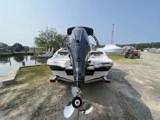 Slide: The Image of Chaparral 21 SSi OB 2025 - 5