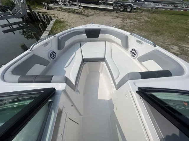 Slide: The Image of Chaparral 21 SSi OB 2025 - 8