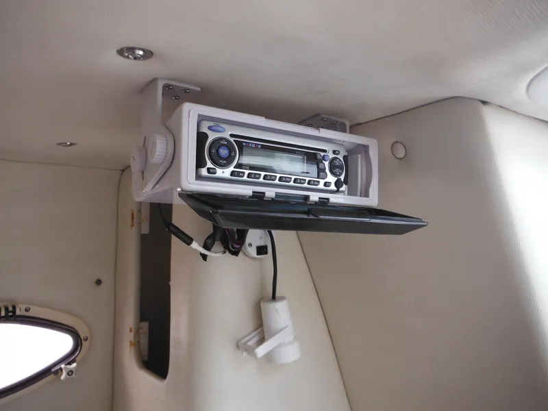Slide: The Image of 1997 Pro-Line 231 WA cabin with mounted stereo system. - 40