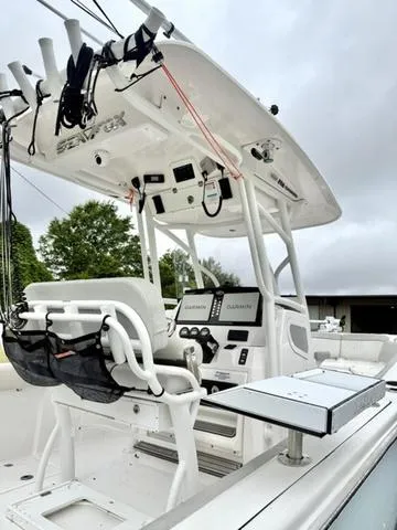 Slide: The Image of Sea Fox 268 Commander 2022 - 3