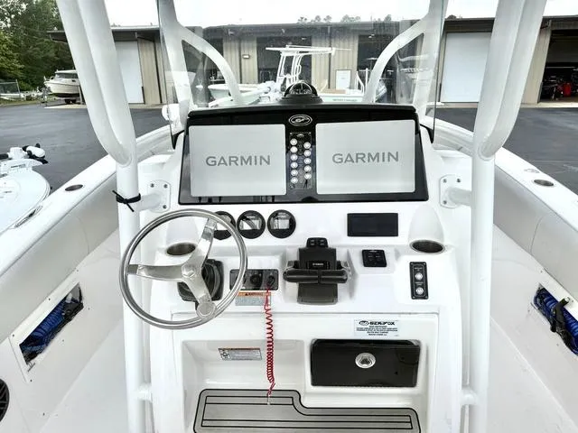 Slide: The Image of Sea Fox 268 Commander 2022 - 7