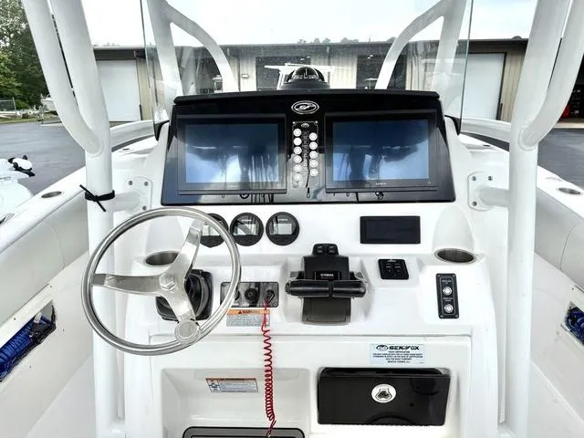 Slide: The Image of Sea Fox 268 Commander 2022 - 8