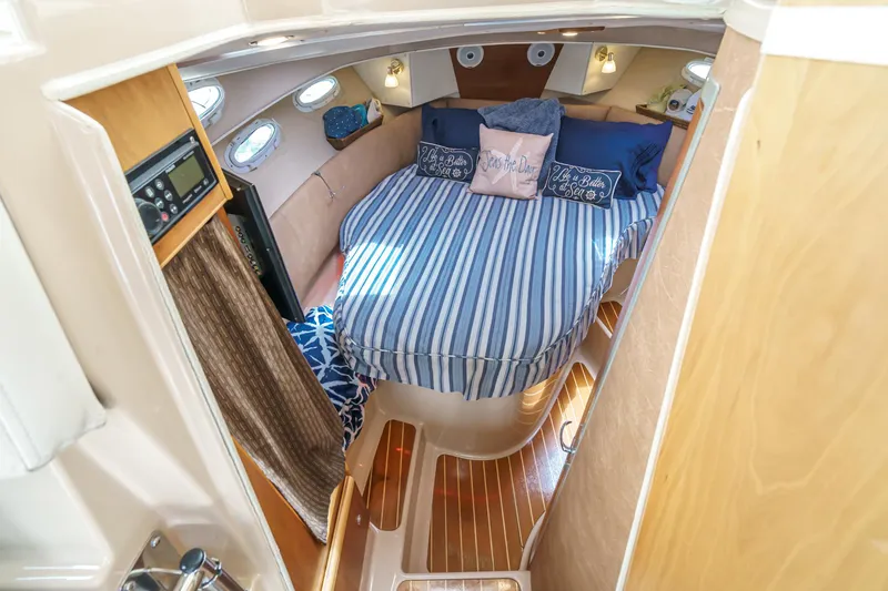 Slide: The Image of Cutwater C-30 SC LE 2014 - 58