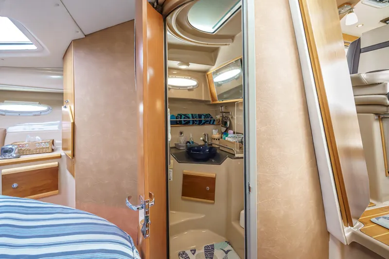 Slide: The Image of Cutwater C-30 SC LE 2014 - 61