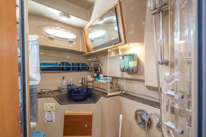 Slide: The Image of Cutwater C-30 SC LE 2014 - 62