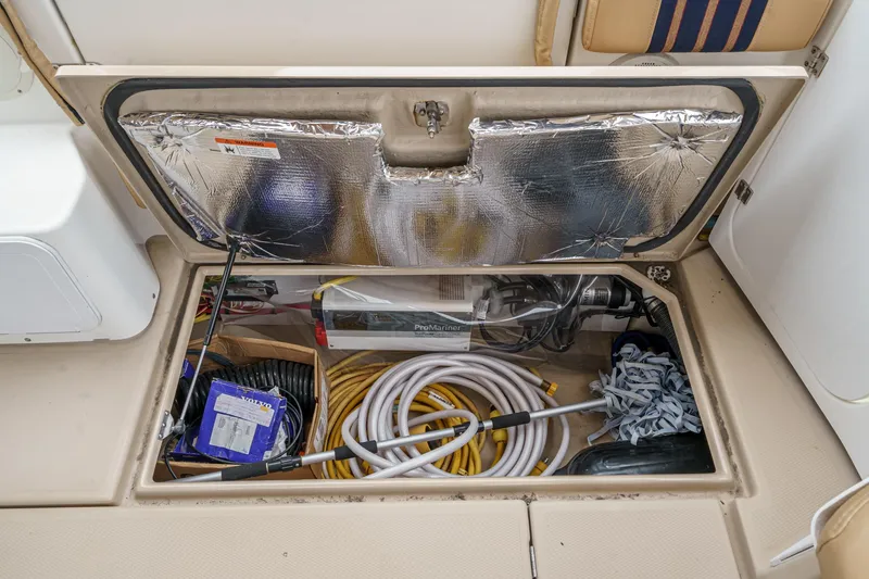 Slide: The Image of Cutwater C-30 SC LE 2014 - 72