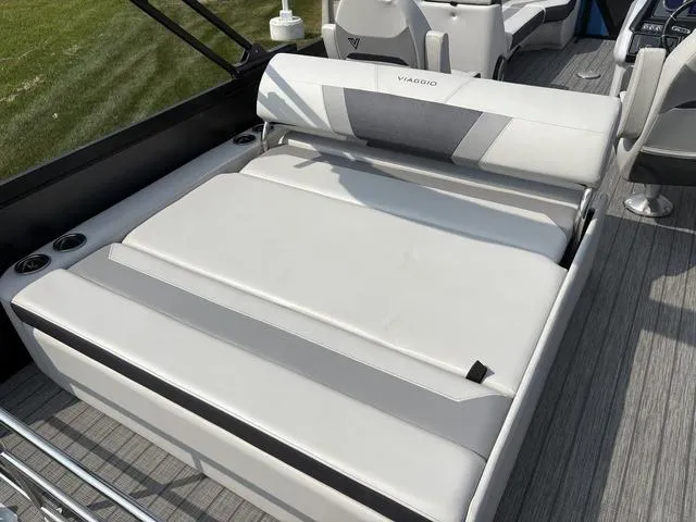 Slide: The Image of Viaggio By Misty Harbor Diamante S D23S 2022 - 4