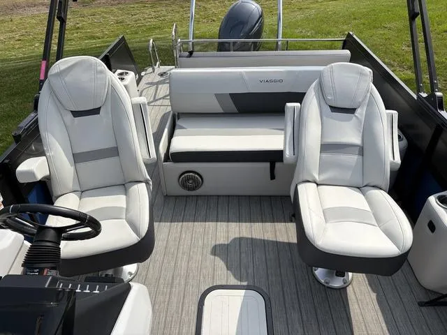 Slide: The Image of Viaggio By Misty Harbor Diamante S D23S 2022 - 5