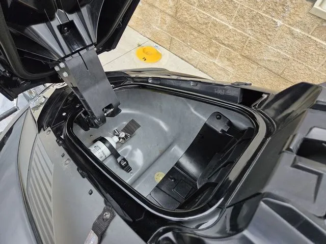 Slide: The Image of Yamaha GP1800R HO 2023 - 14