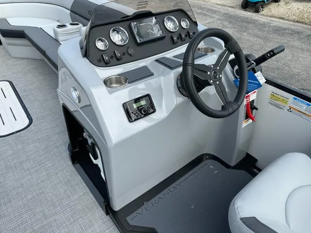 Slide: The Image of Veranda Vista Sport RC VS25RC 2025 - 12