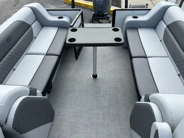 Slide: The Image of Veranda Vista Sport RC VS25RC 2025 - 17