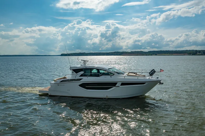 Slide: The Image of Cruisers 42 Cantius 2019 - 11