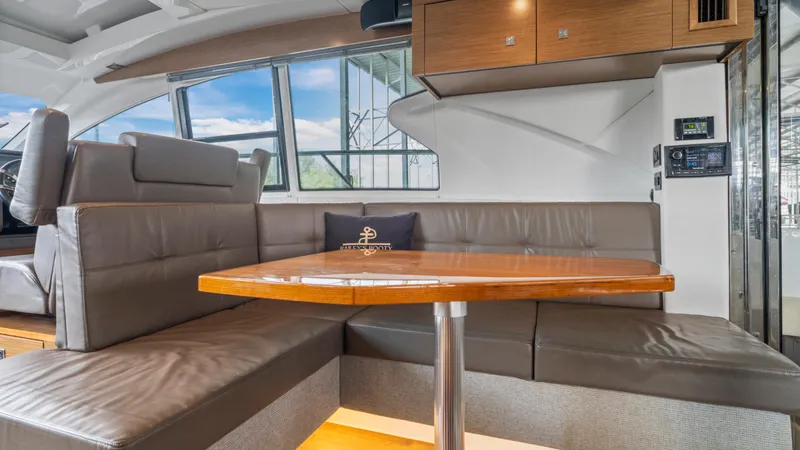 Slide: The Image of Cruisers 42 Cantius 2019 - 31