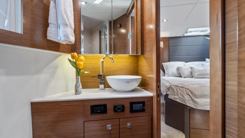 Slide: The Image of Cruisers 42 Cantius 2019 - 43