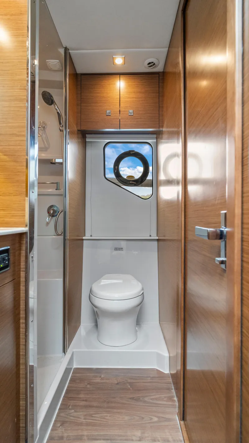 Slide: The Image of Cruisers 42 Cantius 2019 - 47