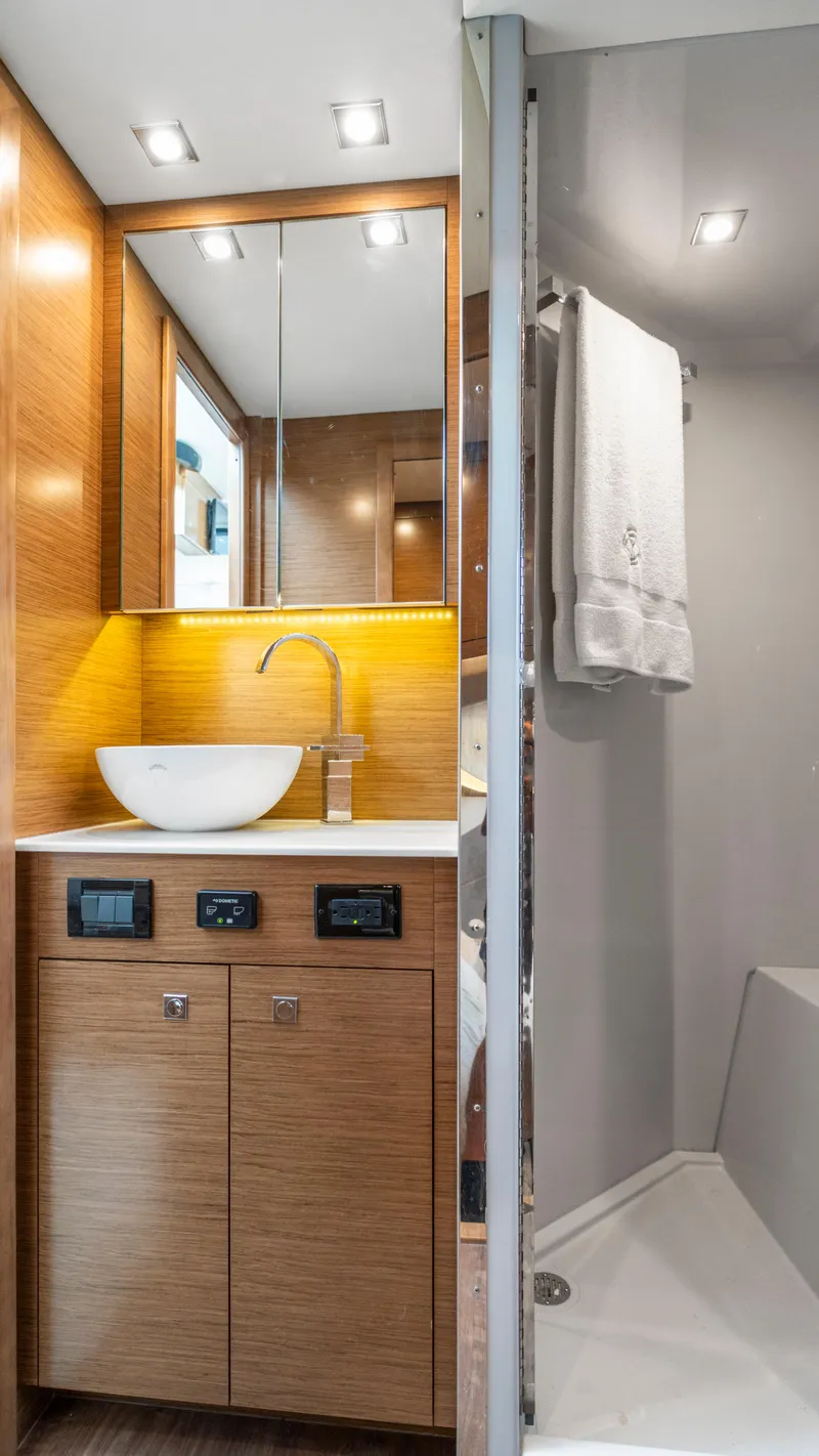 Slide: The Image of Cruisers 42 Cantius 2019 - 48