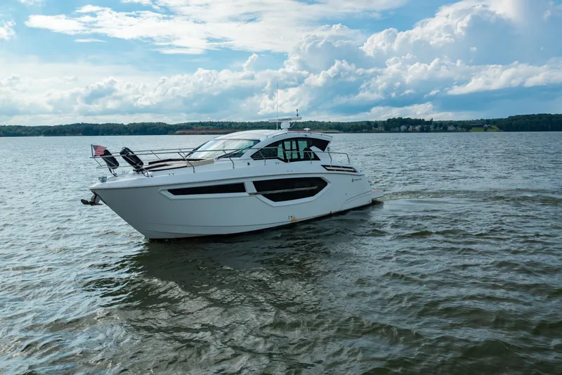 Slide: The Image of Cruisers 42 Cantius 2019 - 5
