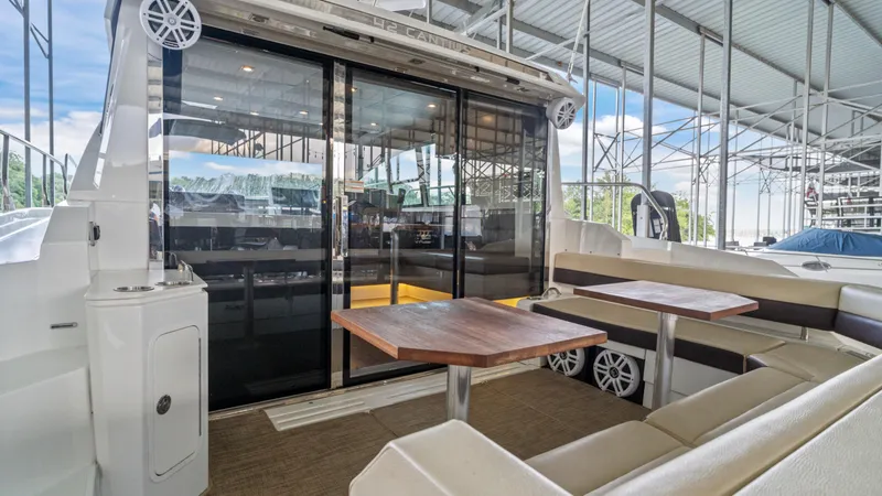 Slide: The Image of Cruisers Yachts 42 Cantius 2019 - 23