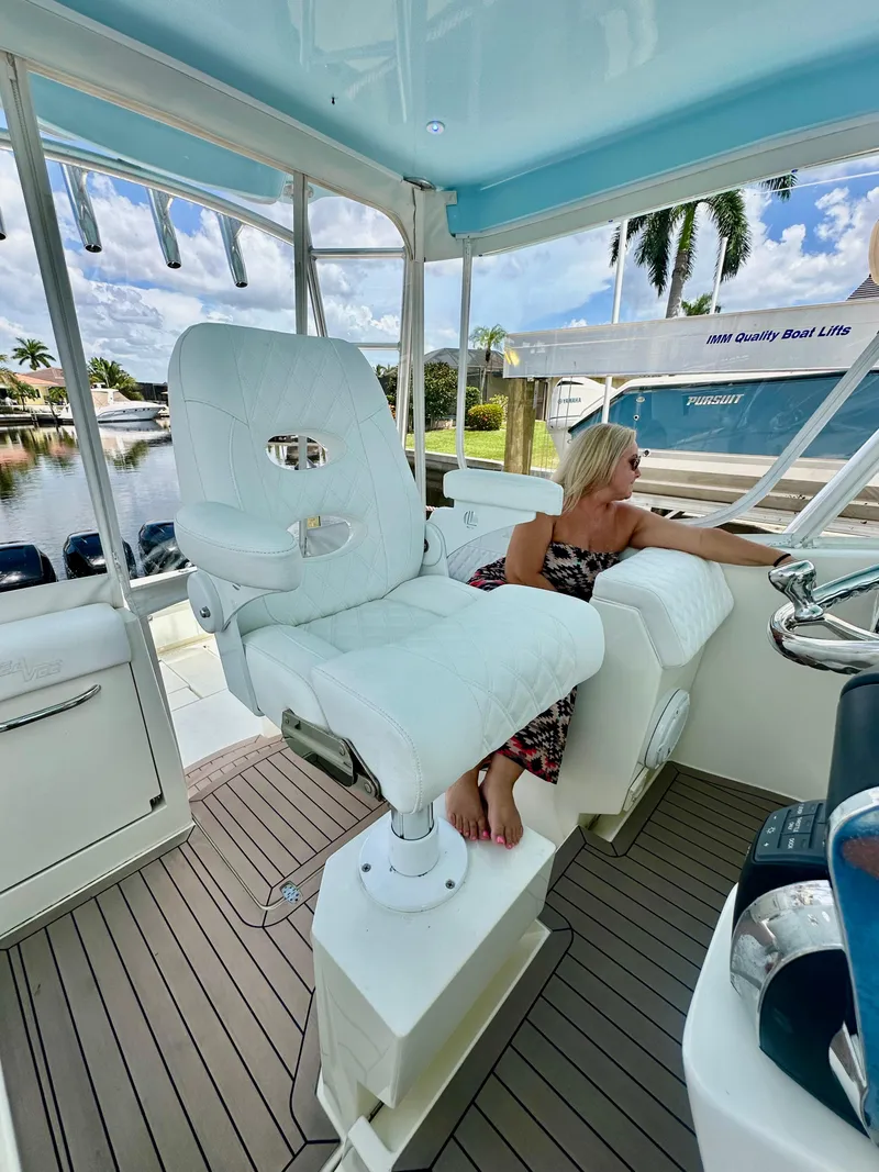 Slide: The Image of SeaVee 430 Fisharound 2016 - 53