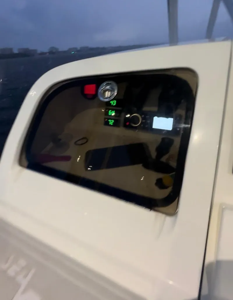 Slide: The Image of SeaVee 430 Fisharound 2016 - 62