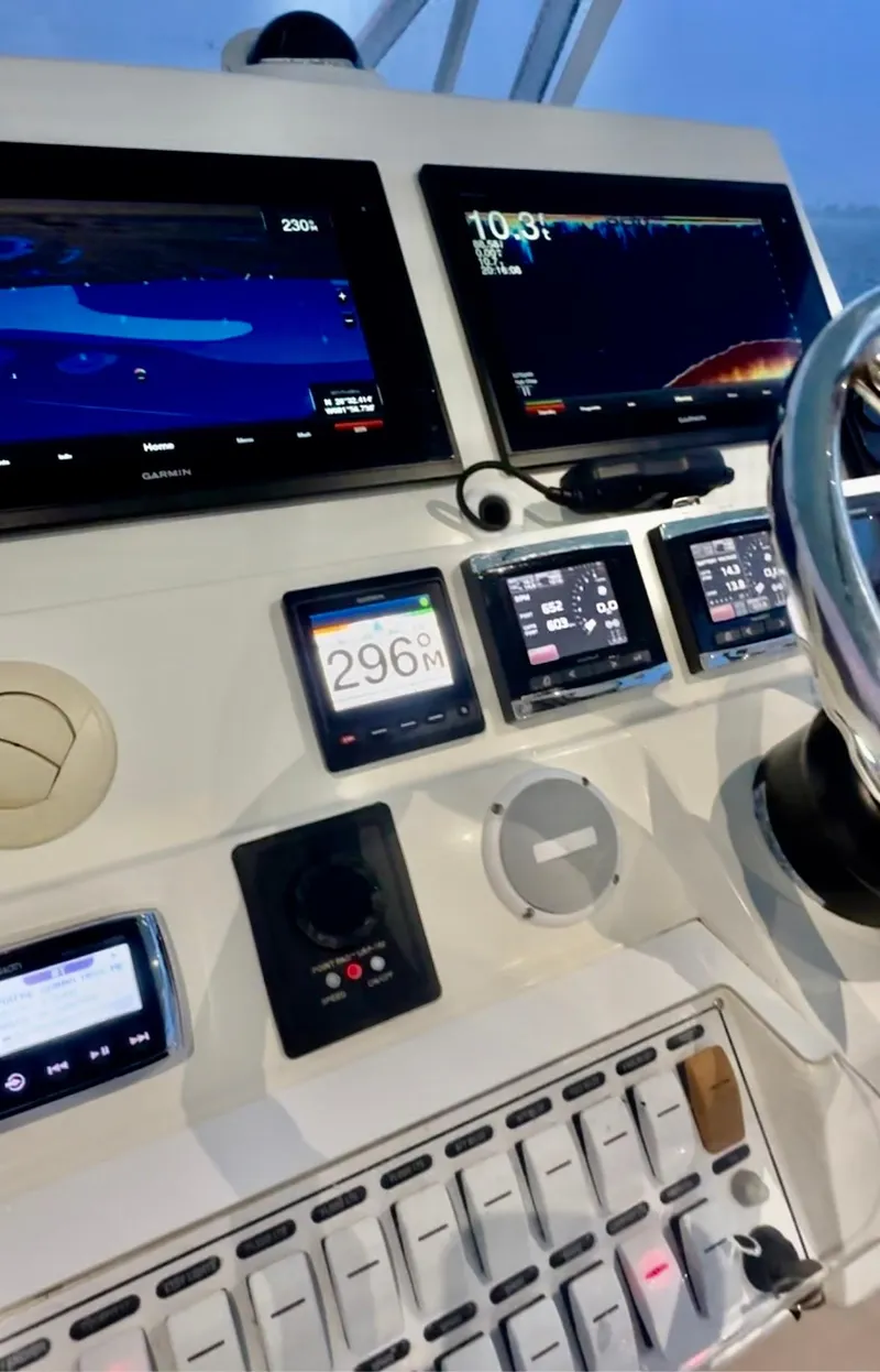 Slide: The Image of SeaVee 430 Fisharound 2016 - 64